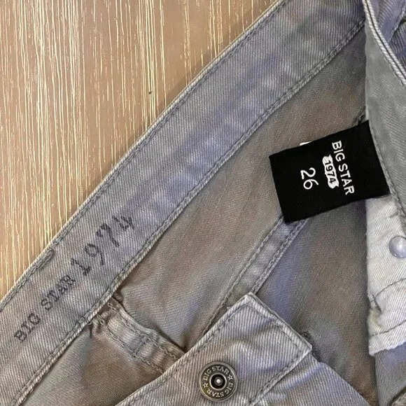 Big Star Women 26 Straight Mid-Rise Fit Grey Jeans - Picture 2 of 8